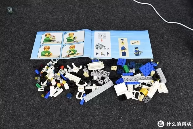 我的LEGO城市 篇一：60044 流动警署 开箱测试