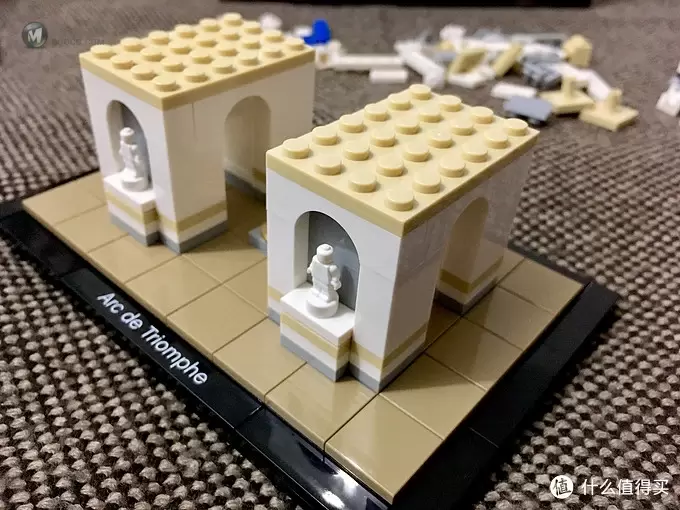 我的LEGO建筑系列 篇十二：21036 Arc De Triomphe 凯旋门