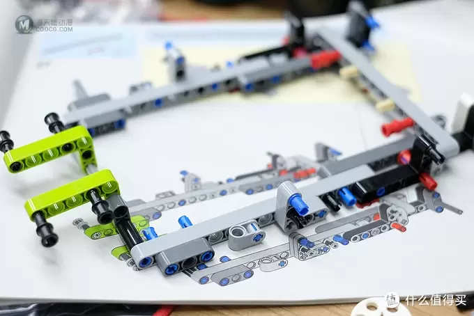 Ricle玩积木 篇二：买PF件送套装 — LEGO 乐高 42065 RC履带车 玩测简评