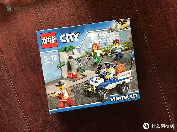 乐高这个大坑 篇二十七：LEGO 60136 警察局入门套装