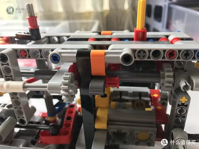 乐高还能这么拼： 复刻 LEGO 乐高 科技 42068 机场消防车