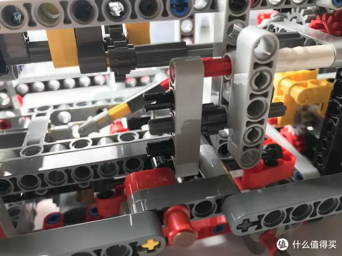 乐高还能这么拼： 复刻 LEGO 乐高 科技 42068 机场消防车