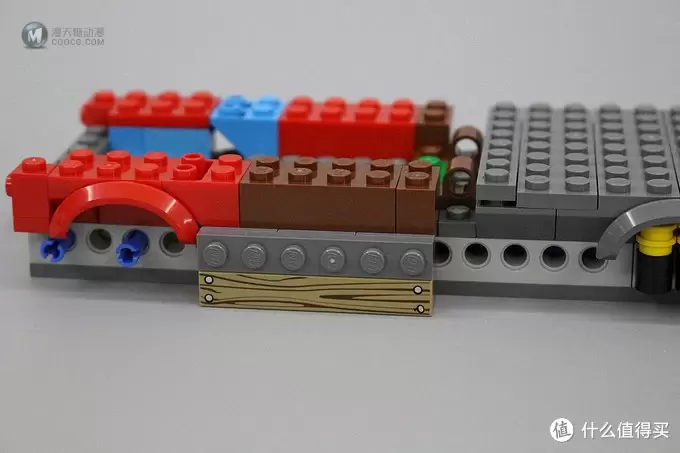 不惑大叔的legogo 篇十：首测—LEGO70907杀手鳄鱼和巨轮卡车