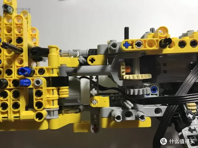 遥控乐高拼拼乐-我不是42030——LEGO 乐高 MOC-3799 VOLVO L250G 轮式装载机