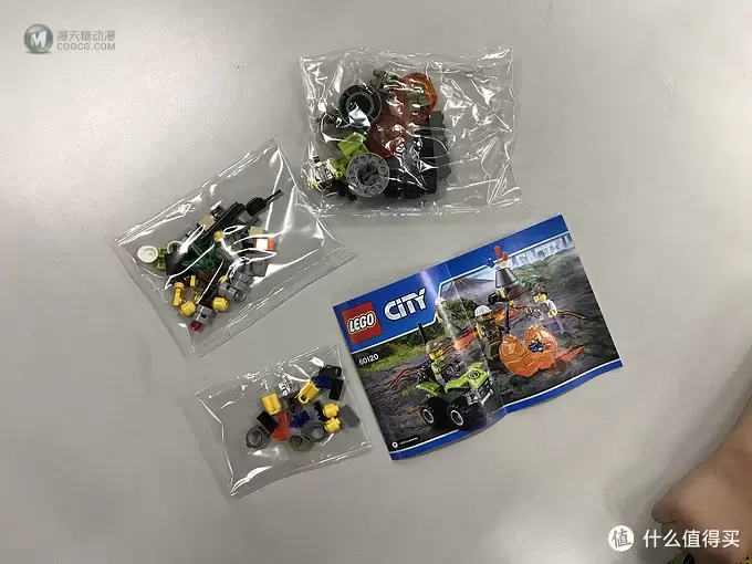 乐高这个大坑 篇二十二：LEGO 60120 可以喷发的火山入门套装