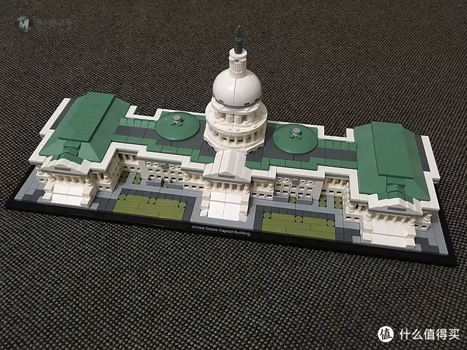 我的LEGO建筑系列 篇九：21030 United States Capitol Building