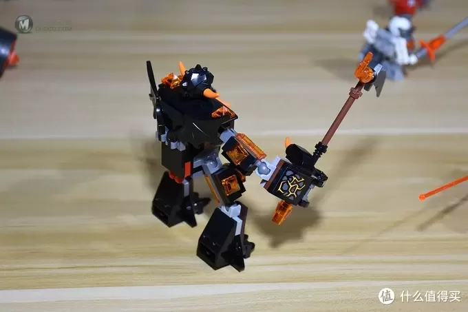 LEGO Nexo Knights 篇十二：70316 小丑的巨轮炎魔碉堡简单开箱