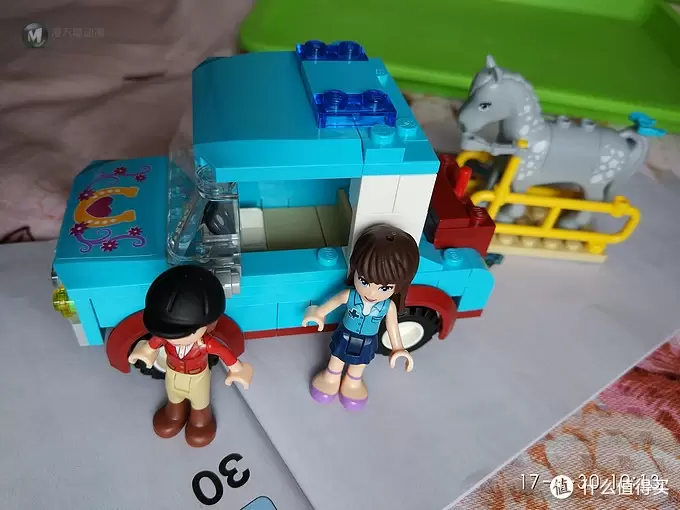 小女孩的第一个好朋友set——LEGO 乐高 41125 心湖城小马移动医疗车