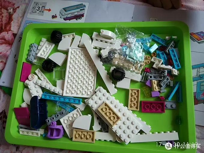 小女孩的第一个好朋友set——LEGO 乐高 41125 心湖城小马移动医疗车