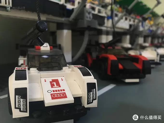 LEGO 乐高 维修站+看台+超级赛车系列