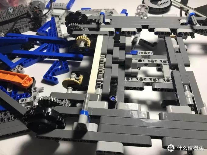 遥控乐高拼拼乐：LEGO 乐高 遥控改 42042 履带式起重机