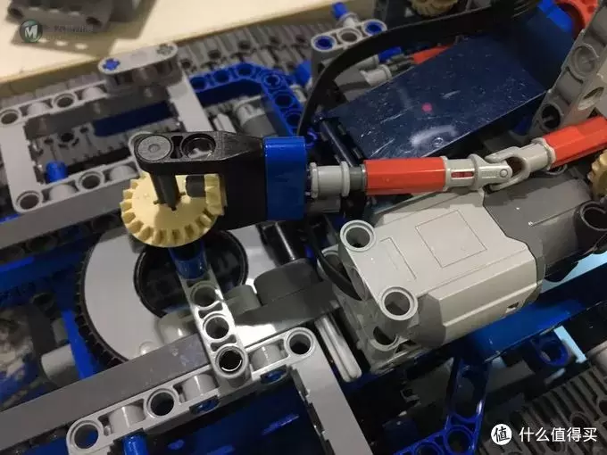 别人的乐高我来玩 篇二：入坑 LEGO 乐高 科技系列 42042 履带式起重机