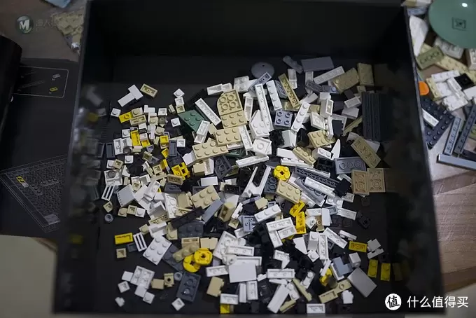 步入深坑：LEGO 乐高 建筑系列 21035 Gugenheim Museum 古根海姆博物馆