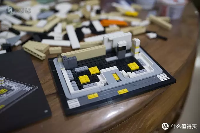 步入深坑：LEGO 乐高 建筑系列 21035 Gugenheim Museum 古根海姆博物馆