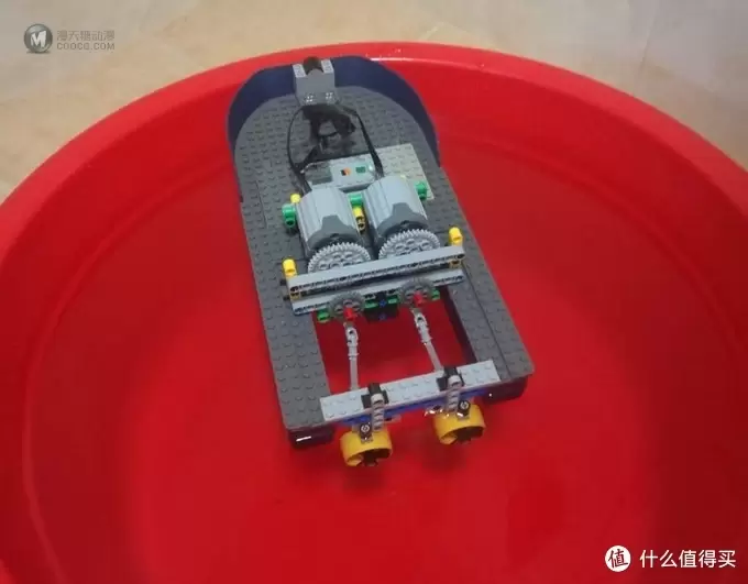 玩到停不下来：LEGO 乐高 60095/60109 遥控小船