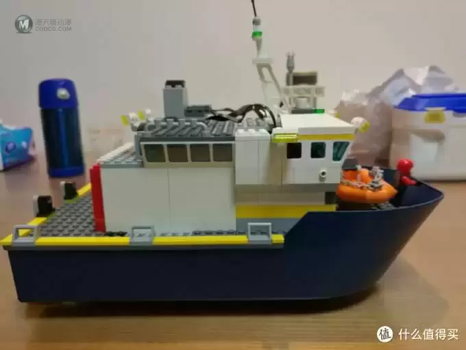 玩到停不下来：LEGO 乐高 60095/60109 遥控小船