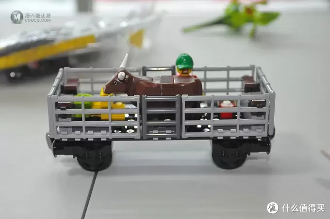 单反毁一生，LEGO穷三代 篇八十三：LEGO 乐高 60052 城市系列 遥控货运火车