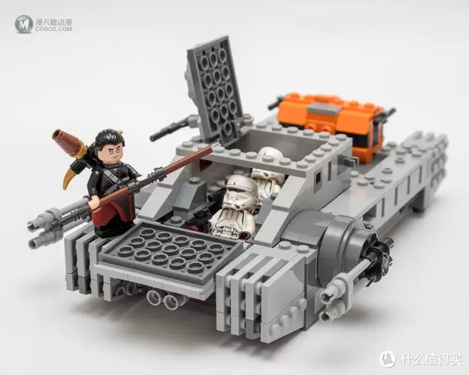 #本站首晒# 丹哥和姜导的真爱：LEGO 乐高 星球大战 75152 帝国悬浮坦克 & 75153 AT-ST 联合评测