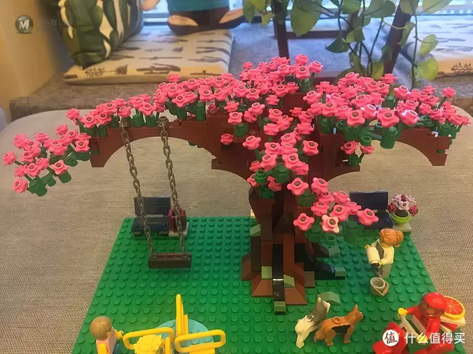 LEGO-我有一个小镇梦 篇三：春色满园关不住，一树樱花出墙来