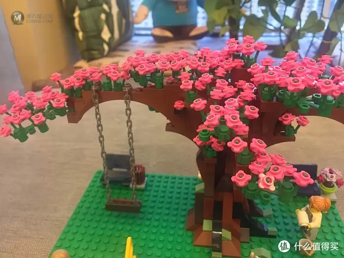 LEGO-我有一个小镇梦 篇三：春色满园关不住，一树樱花出墙来