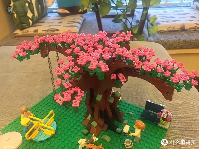 LEGO-我有一个小镇梦 篇三：春色满园关不住，一树樱花出墙来