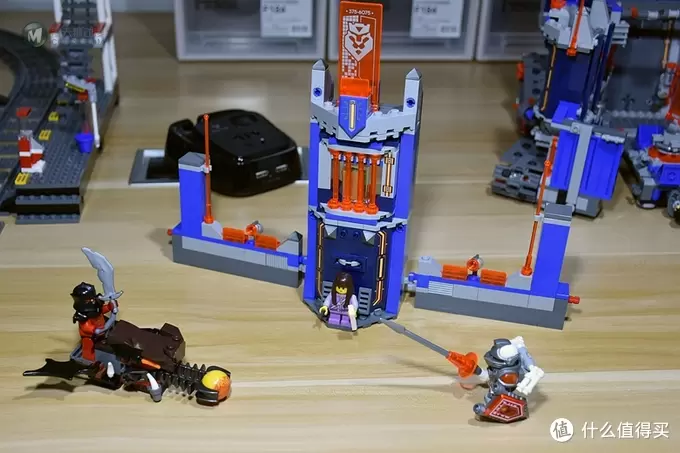 LEGO 乐高 Nexo Knights 篇九：70324   大战骑士藏书阁