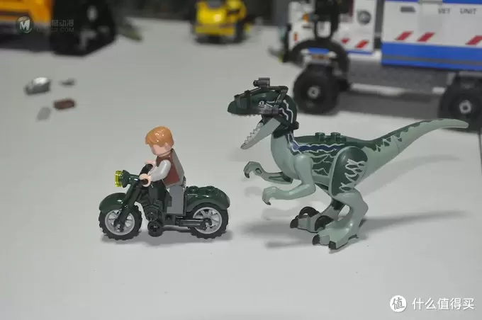 单反毁一生，LEGO穷三代 篇七十八：LEGO 乐高 Jurassic World 侏罗纪世界系列 75917 迅猛龙暴走