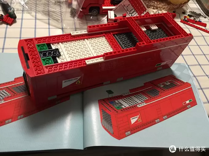 Big的lego 篇一：一眼就喜欢上的 LEGO 乐高 75913 F14 T & Scuderia 法拉利重卡