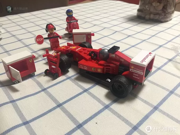 Big的lego 篇一：一眼就喜欢上的 LEGO 乐高 75913 F14 T & Scuderia 法拉利重卡