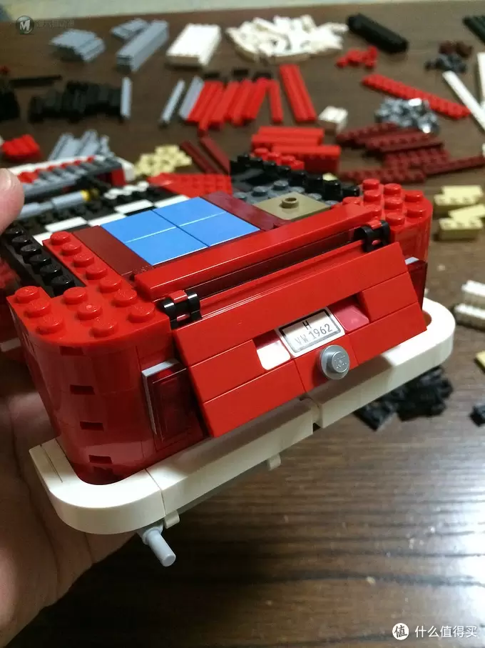 我的第一台大众：LEGO 10220 Volkswagen 大众T1 野营车