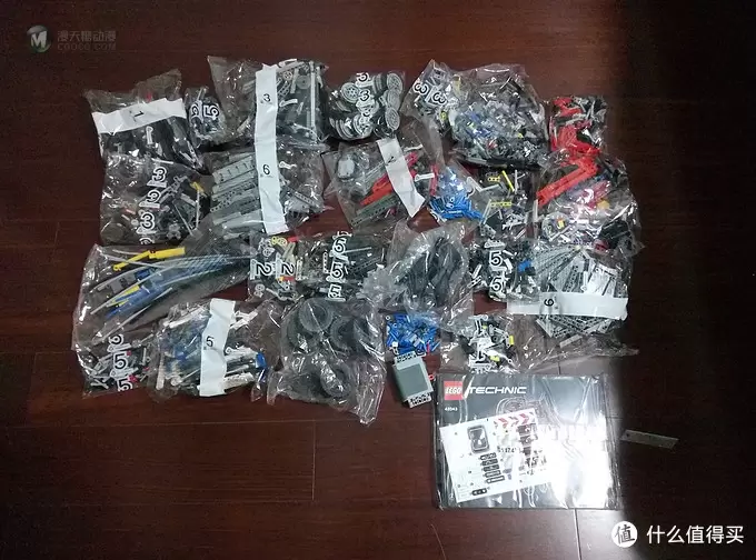 霸气的2015年科技旗舰：LEGO 乐高 42043 奔驰3245卡车 组装及晒单 附香港现时点乐高购买小记