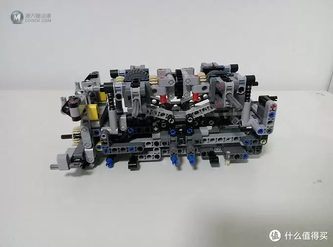 霸气的2015年科技旗舰：LEGO 乐高 42043 奔驰3245卡车 组装及晒单 附香港现时点乐高购买小记