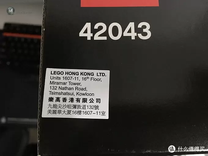 我的新收藏品 篇十六：LEGO 乐高 42043 奔驰卡车 & 定制亚克力展示盒