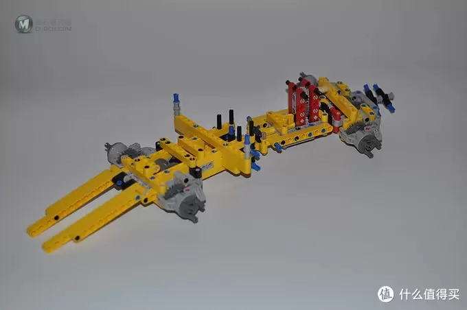 绝版之前赶紧来一个-LEGO 乐高 42030 机械组 Technic Volvo L350F 轮式推土机