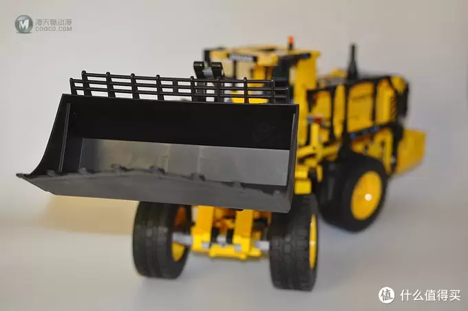 绝版之前赶紧来一个-LEGO 乐高 42030 机械组 Technic Volvo L350F 轮式推土机