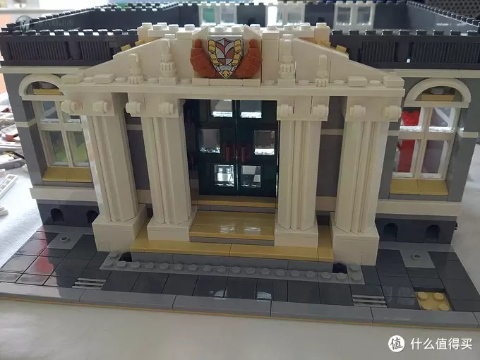 佳佳贤的乐高坑 篇三：绝版后的美好——LEGO 乐高 Creator 街景系列 10224 Town Hall 市政厅