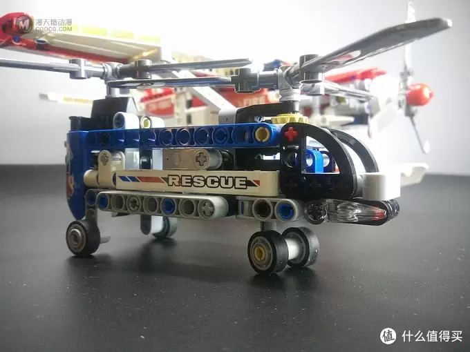 熊孩子的巧手玩具 篇十：LEGO 乐高 42040-A 消防飞机