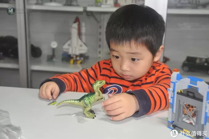 单反毁一生，LEGO穷三代 篇七十四：#本站首晒#LEGO 乐高 Jurassic World 侏罗纪世界系列 75920 迅猛龙逃脱