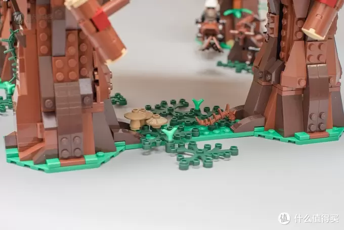 小熊领地探秘：LEGO 乐高 10236 Ewok Village 伊沃克村 熊村 简评