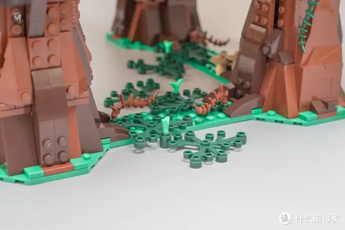 小熊领地探秘：LEGO 乐高 10236 Ewok Village 伊沃克村 熊村 简评