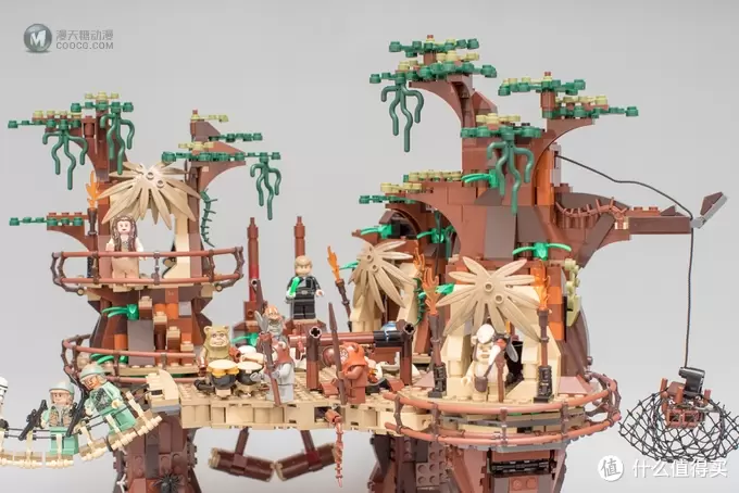 小熊领地探秘：LEGO 乐高 10236 Ewok Village 伊沃克村 熊村 简评