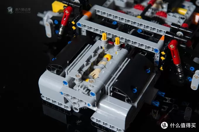 一个大龄少年的乐高之旅 篇九：LEGO 乐高 Technic 42056 保时捷 911 GT3 RS 开箱及变速箱修改方法