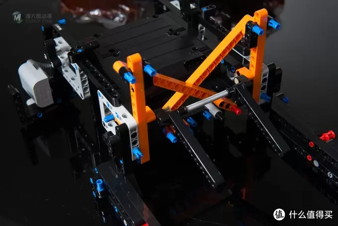 一个大龄少年的乐高之旅 篇九：LEGO 乐高 Technic 42056 保时捷 911 GT3 RS 开箱及变速箱修改方法