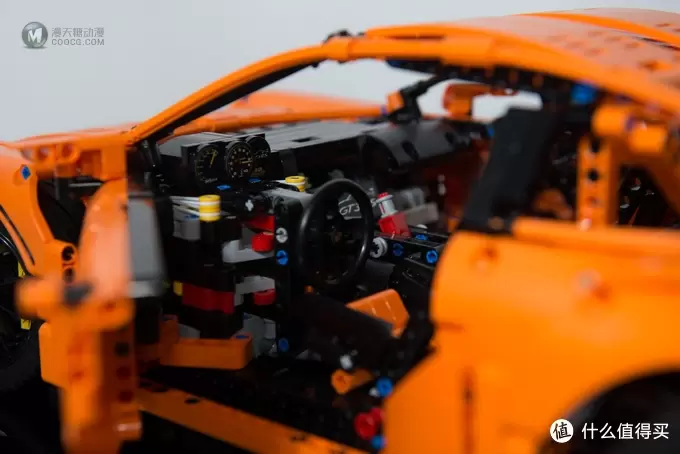 一个大龄少年的乐高之旅 篇九：LEGO 乐高 Technic 42056 保时捷 911 GT3 RS 开箱及变速箱修改方法