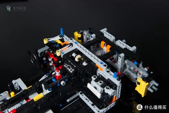 一个大龄少年的乐高之旅 篇九：LEGO 乐高 Technic 42056 保时捷 911 GT3 RS 开箱及变速箱修改方法