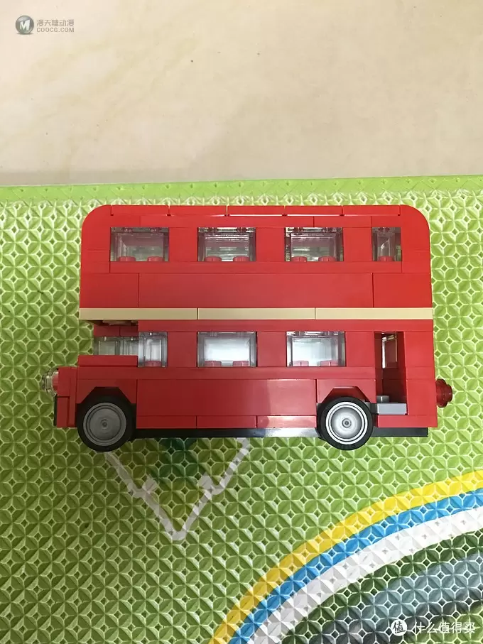 DIY官方8月赠品——LEGO 乐高 Creator London Bus 40220抢先体验