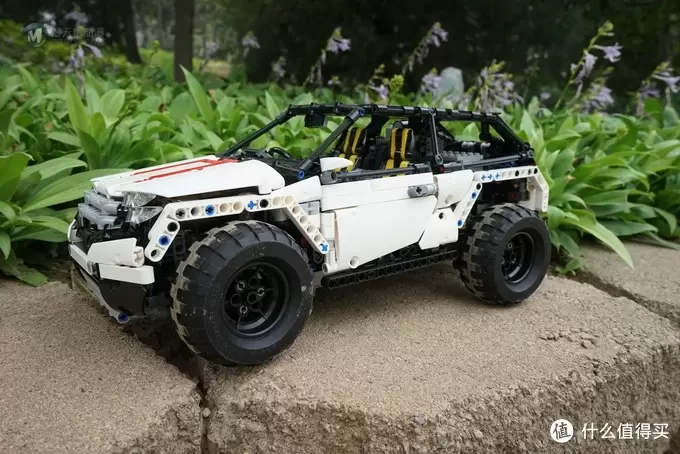 遥控乐高拼拼乐：LEGO 乐高 荒川 Compact CUV