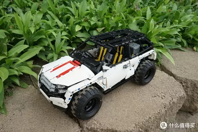 遥控乐高拼拼乐：LEGO 乐高 荒川 Compact CUV