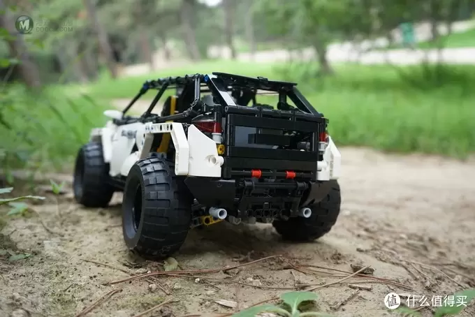 遥控乐高拼拼乐：LEGO 乐高 荒川 Compact CUV