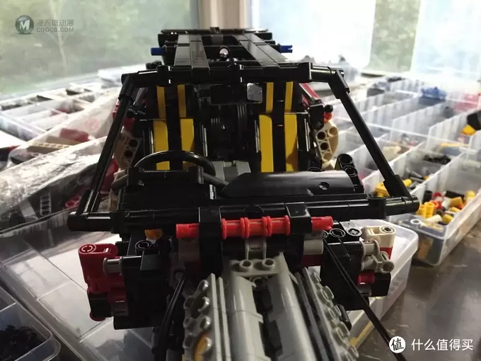 遥控乐高拼拼乐：LEGO 乐高 荒川 Compact CUV